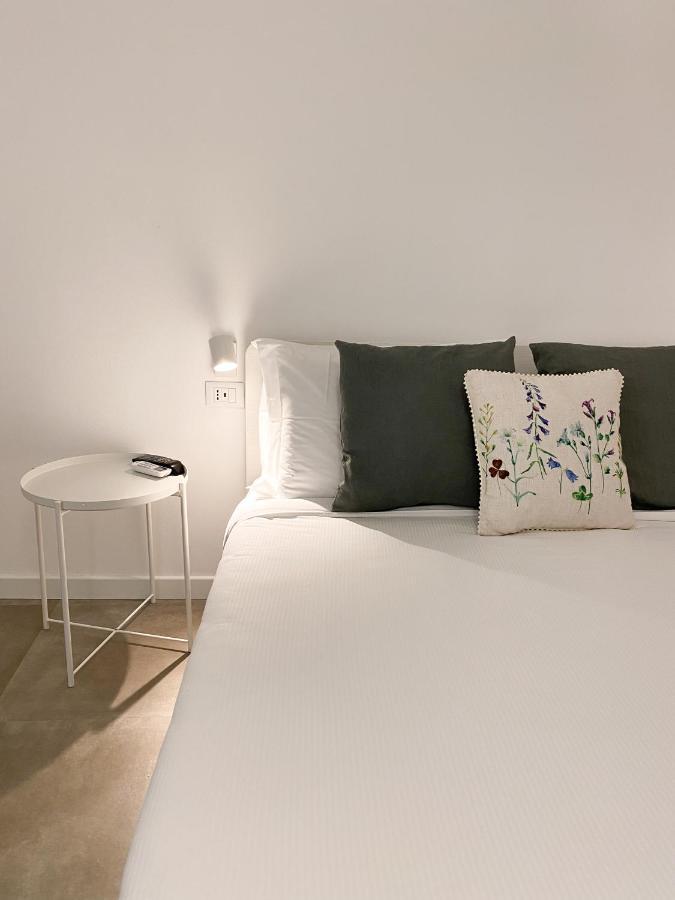 Easy Milano Apartment Navigli Bagian luar foto