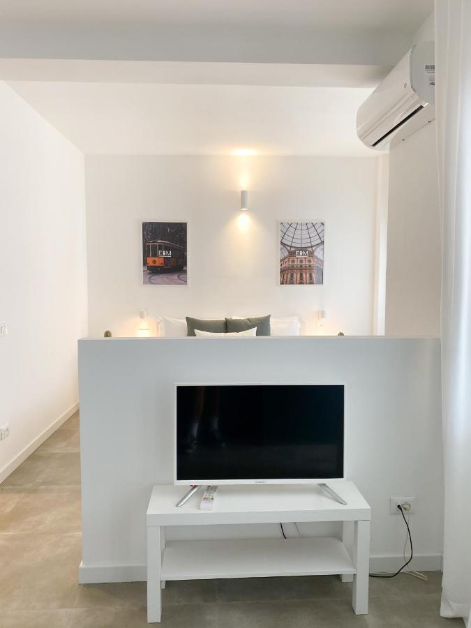 Easy Milano Apartment Navigli Bagian luar foto