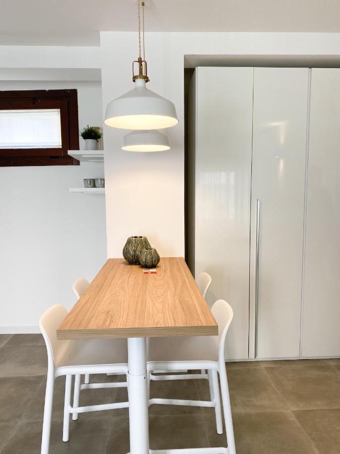Easy Milano Apartment Navigli Bagian luar foto