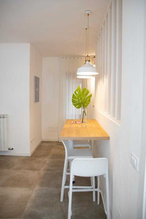 Easy Milano Apartment Navigli Bagian luar foto