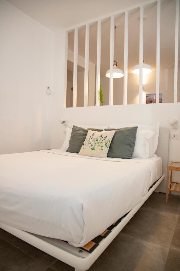 Easy Milano Apartment Navigli Bagian luar foto