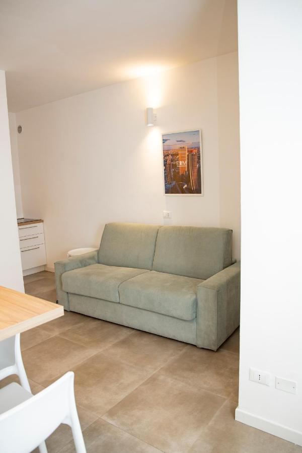 Easy Milano Apartment Navigli Bagian luar foto